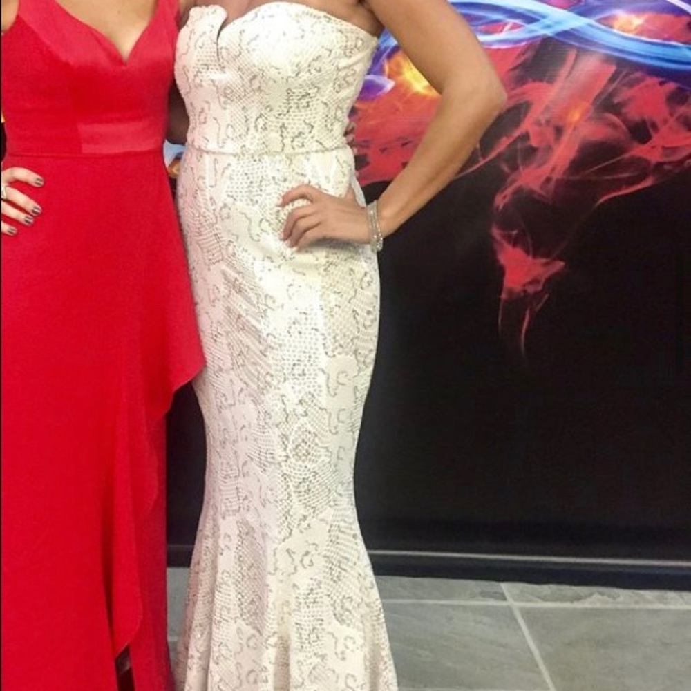 Stunning white/cream sequins strapless gown